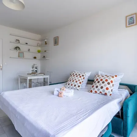 Apartman Bright Studio In - With Terracesea View Antibes