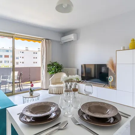 Apartman Bright Studio In - With Terracesea View