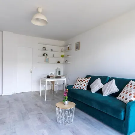 Bright Studio In - With Terracesea View