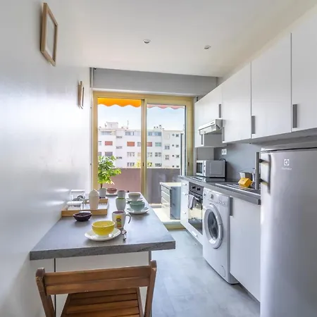 Bright Studio In - With Terracesea View * Антиб